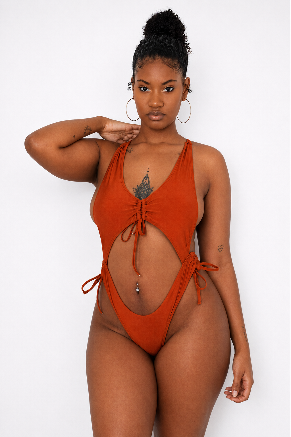 Maillot de Bain Monokini Décolleté Plongeant à Nouer
